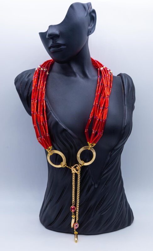 Collier CHIC image hover