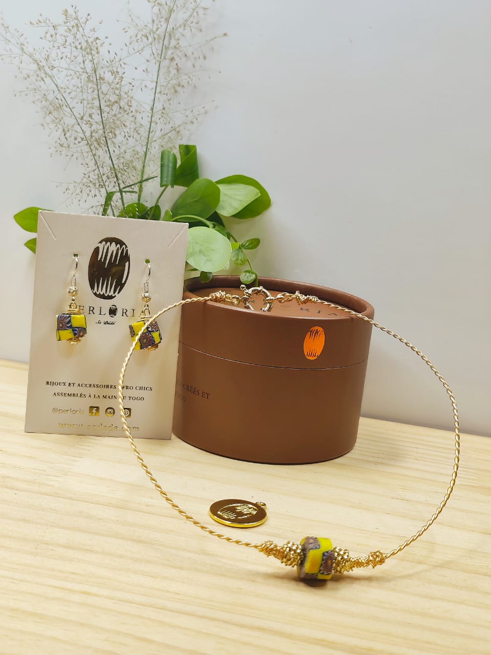 Parure Fer en perles anciennes Millefiori Jaune image hover