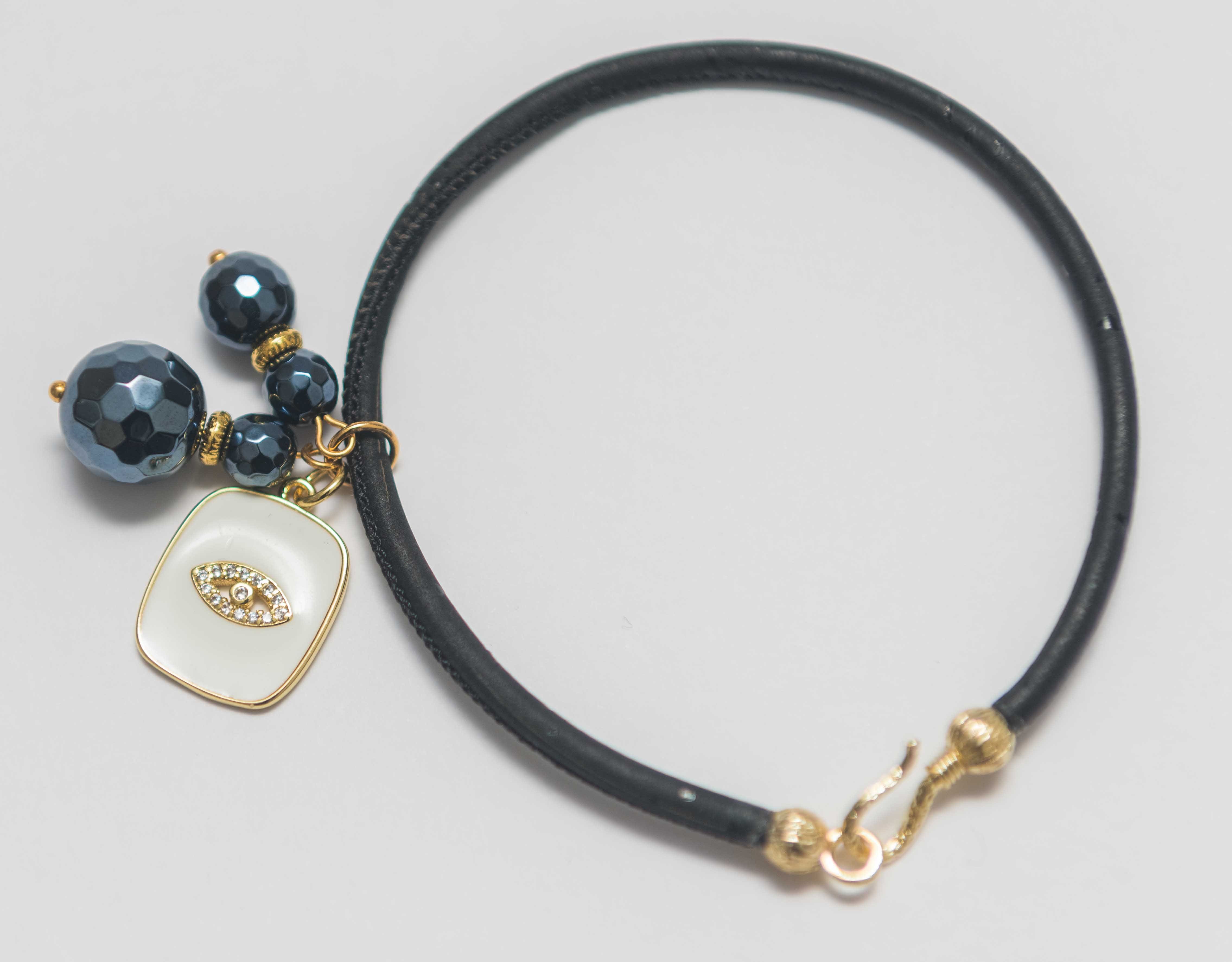 Bracelets noir image hover