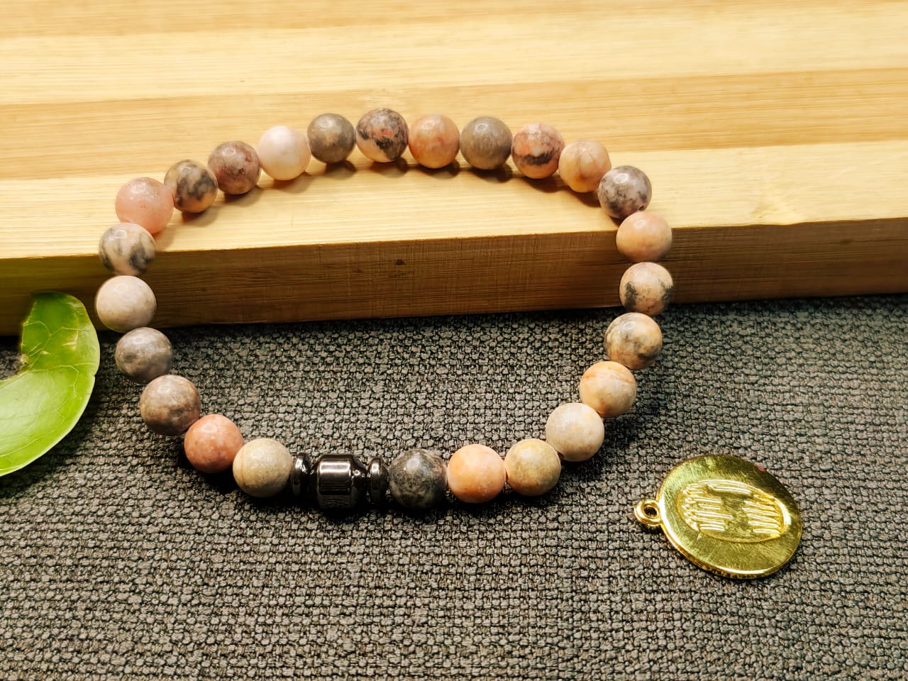 Bracelet pour homme en perles de jaspe zébré rose image3