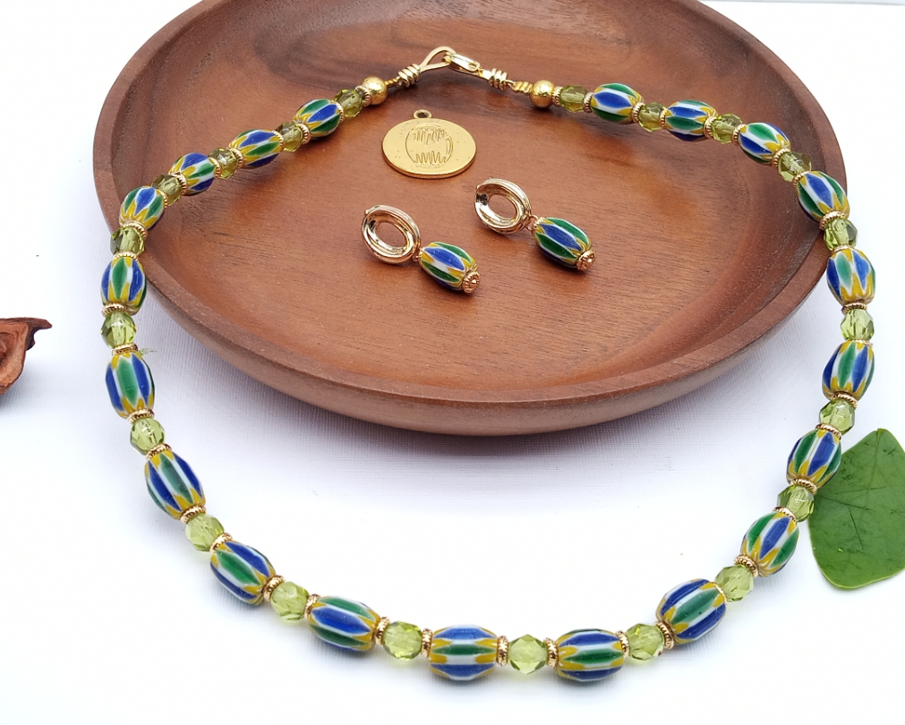 Parure en perles Chevron Vert image