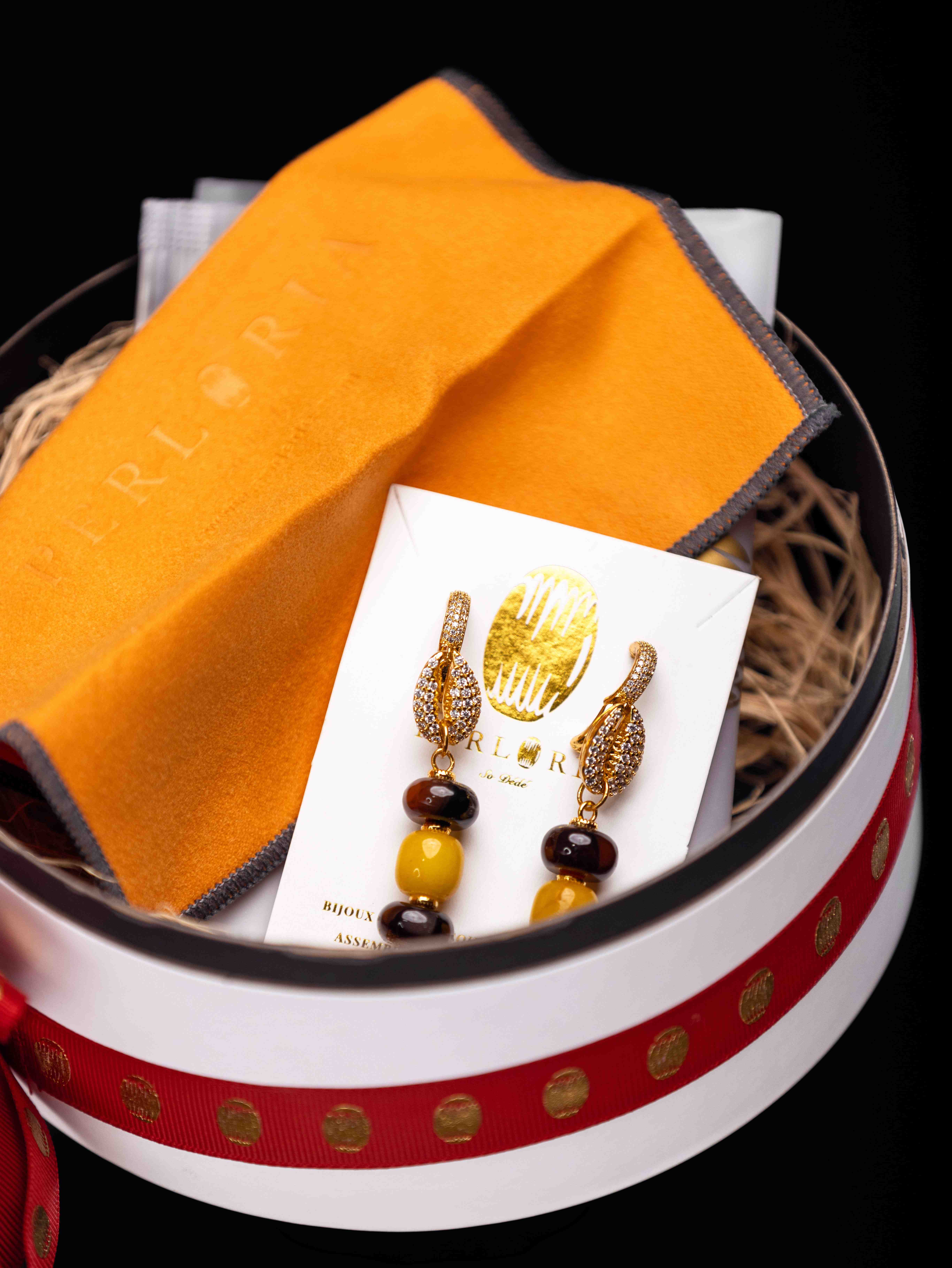 Ensemble traditionnelle luxe image