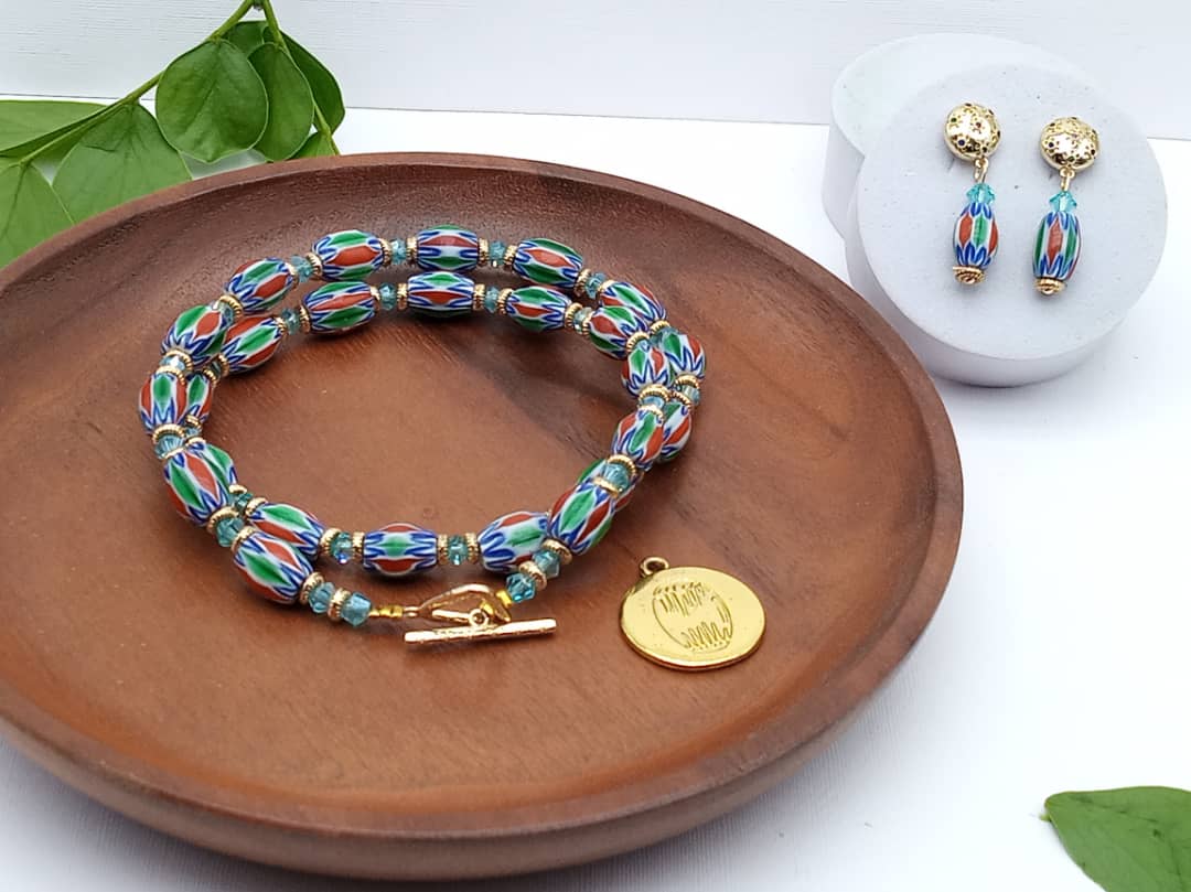 Parure en perles Chevron Multi image hover